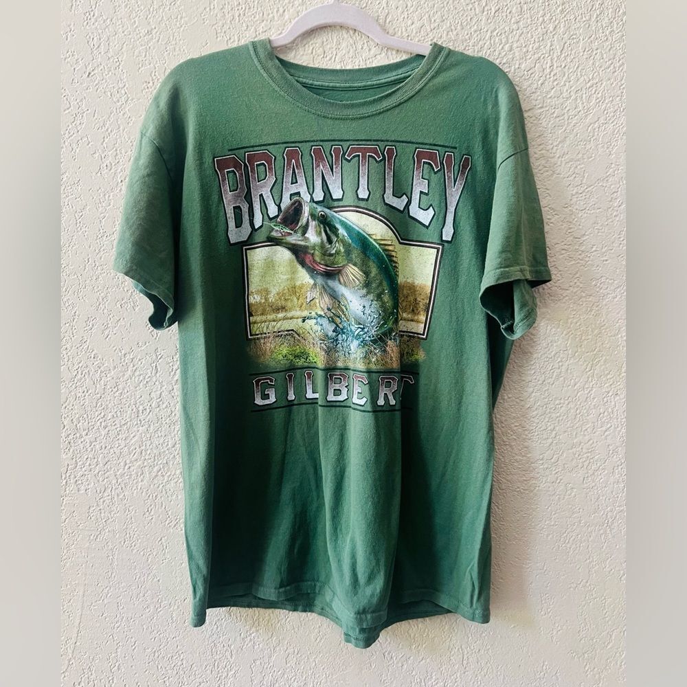 Brantley Gilbert‎ Bass Fishing T-shirt Size Large Green Vintage